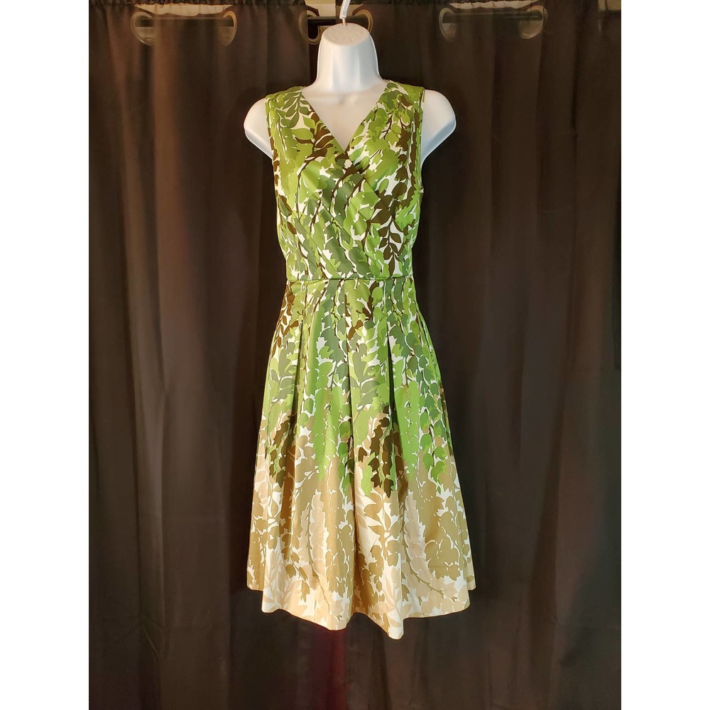 Talbots Size 8 Petite Green Leaves Summer Dress